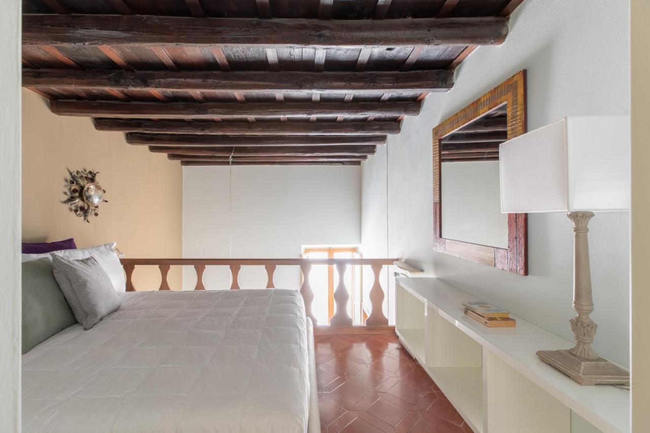 Iflat Pantheon Historic Two-Story Apartment Roma Ngoại thất bức ảnh